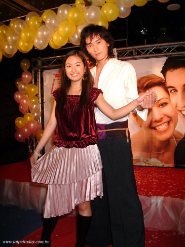 2003.10.02 台北今日報