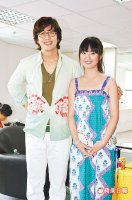 勇樣（左）很肯定林依晨的表現。