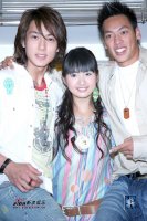 2005.09.13 [新浪]林依晨朋友都来捧场