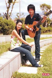 林依晨明年初發片 五月天爭相獻計