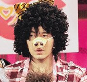 鄭元暢被惡整從帥哥變成豬頭。  八大／提供