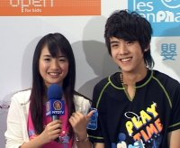 2006.02.19 [大紀元]林依晨帶小師弟Adam開心亮相