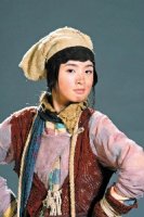 林依晨的乞丐樣，不失調皮搗蛋味。唐人電影／提供